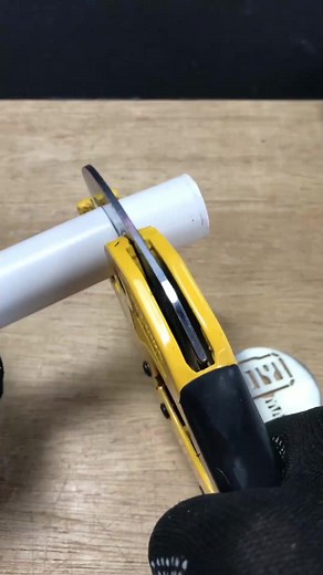 1M views · 25K reactions | #diypvc #diyproject #diy #pvcpipe #tips #idea #lifehacks #diycrafts #diytools #tools | DIY MAN | Facebook