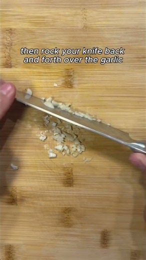 How to Mince Garlic