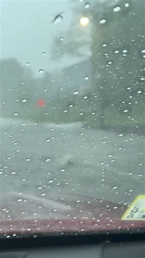 Route 18. New Bedford completely flooded. Small waterfall on side of the road. Video by Paula Tavares. | New Bedford Guide