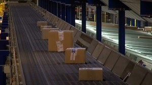 DARB Sorter S400 at Brødrene Dahl - Intralox Video Library
