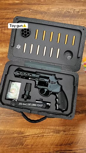 Revolver Dart Blaster vs Gel Blaster Pistol Comparison