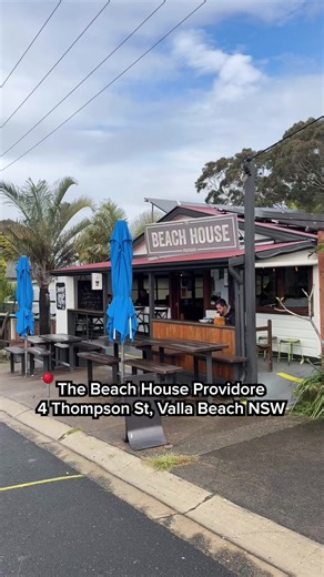 Best Brekkie Burger on Mid North Coast: A Foodie's Guide