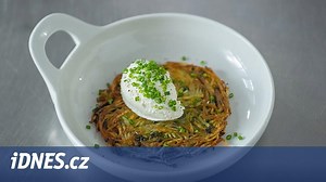 Bramborové rösti je úžasná křupavá příloha, zkuste je místo bramboráčků - iDNES.cz