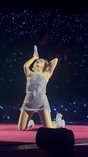 Sabrina Carpenter's Juno Role at Closing Night Tour