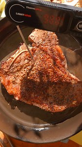 1.4K views · 13 reactions | Steak Pepper Lunch 數 Inspired by the popular Japanese teppanyaki-style dish, this homemade version only takes 20 minutes. It includes tender meat, rice, and veggies on a sizzling hot plate. Use Lightning to nail the perfect temperature for the steak. : @fationatefoodbelly #pepperlunch #steakdinner #japanesefood #easyrecipeideas #easymeals #easydinner #beef | ThermoPro | Facebook