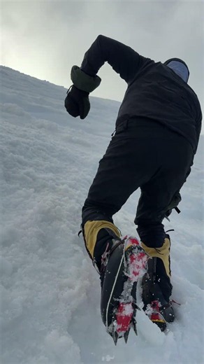 Last-minute training before climbing Europe’s highest mountain – Mount Elbrus. 🏔️