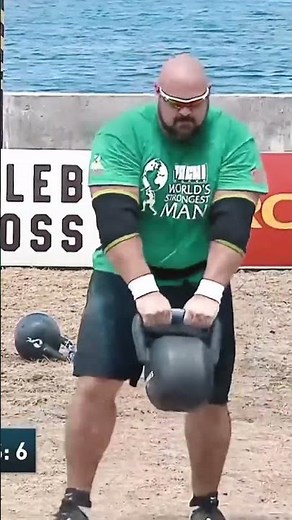 Nothing compares to watching ‪@SHAWSTRENGTH‬ toss kettlebells 🤯