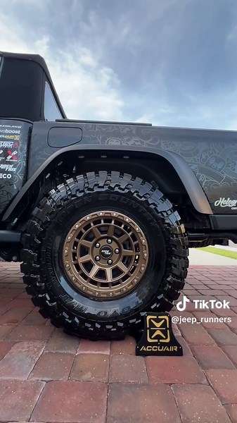 AccuAir Dynamic Lift Kit for Jeep Gladiator