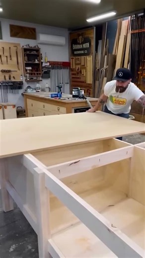 Jason Hibbs on Instagram: "If you’re needing to build an outfeed table, check this out! We have plans available on our website. Also, @formicagroup laminate is the perfect top for your work surface! Make sure you don’t skimp on that part!"