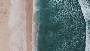 Endless coastline, beautiful rainforests, ancient towns, fresh seafood and tropical fruit – there is always something worth seeing and exploring in #Sanya. Don’t hesitate, pack your bags, and we’ll see you in 2021! #VisitSanya | Sanya, China