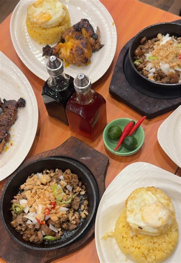 𝐆𝐨𝐨𝐝 𝐦𝐨𝐫𝐧𝐢𝐧𝐠, 𝐊𝐚‑𝐔𝐧𝐥𝐢! ☀️ #MangInasalAlmuSOLBTime! Started our morning right with Mang Inasal’s AlmuSOLB meals made with Chicken Oil Garlic Rice — hearty, filling, and perfect for a delicious Filipino breakfast! 🍗🍳🥣 @Mang Inasal PH #ILoveMangInasal💚💛 #manginasal #kaingmanginasal