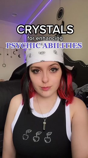 Crystals to enhance your psychic abilities and intuition 🔮🌙 #crystals #crystaltok🧚🏻‍♀️✨🦄 #crystalhealing #crystalsforpsychicabilities #crystals101 #learncrystals #crystaltips #witchtokrising #witchtok