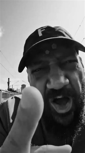 Sound Good und Hit 'Em Up Mashup von efe music