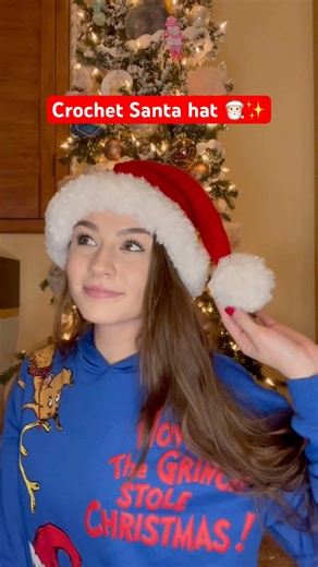 Pattern on my channel! 🎅🏻✨ #santahat #crochethat #holidaycrochet #crochet project