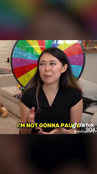 ExtraEmily - From Finance Bank to Full-Time Streamer