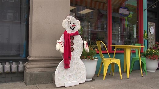 Deck the Downtown encourages local shopping in Scranton