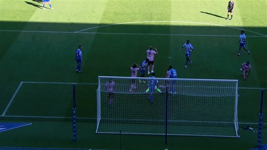 Sheffield Wednesday keeper Pierce Charles with a stunning double-stop to keep their lead intact against Leicester!