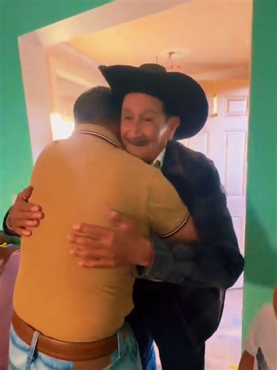 Emotional Homecoming Surprises for Loved Ones