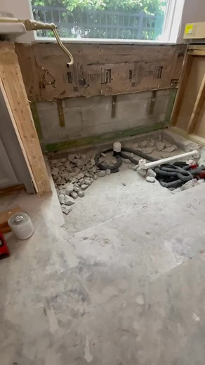 Pouring a concrete slab for a free stand tub 🛀 #concrete #construction #tilemoves | BrightEdge90