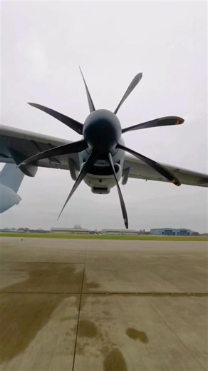 2.8K views · 14 reactions | The Propeller That Can Even Go Into Reverse #aviation #pilotlife #turboprop #Knowledge #facts | Right Now Watch | Facebook