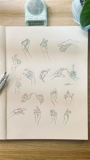Hand study #howtodraw #sketch #illustration #speedpaint #イラスト #スケッチ #アナログ #drawinghands