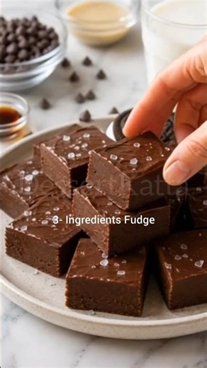 🍫 3-Ingredient Chocolate Fudge | Easy No-Bake Dessert #Shorts #FudgeRecipe #dessertkatta