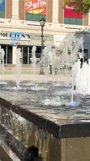 A Beautiful Fountain at White Plains NY🇺🇸