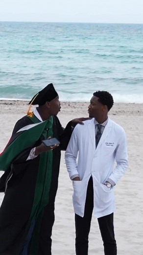 Graduado! 😂 | Dr. Iggy