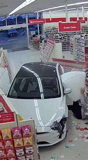 Electric Car Crashes Through Glass Storefront of a Pharmacy #CarCrash #Accident #Storefront #Shattered #CCTV #Shocking #Suburbs | Lifestyle daily