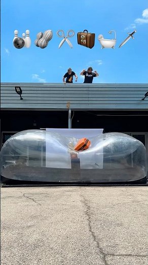 Human vs Car Bubble! 👷🛁