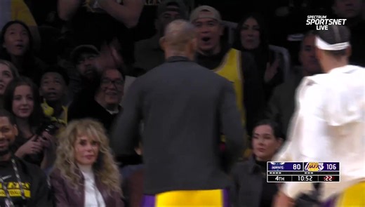 35K views · 3.2K reactions | AR magic 彩 | Spectrum SportsNet | Facebook