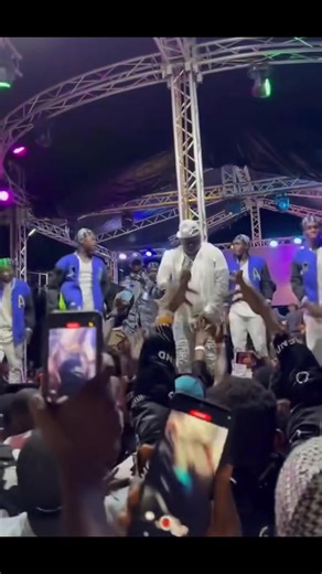 61K views · 4K reactions | Una meet #Kao e recent hit song dis 2025 Mr NO old glory 藍 Fool en bad heart na sick 藍 | Mr Dan Mos | Facebook