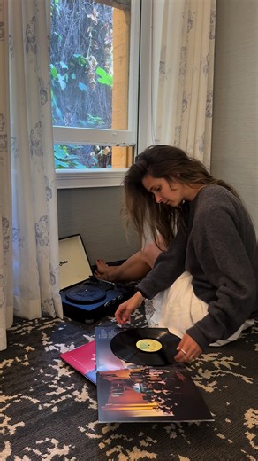 Atmospheric Hotel Review for Avid Readers