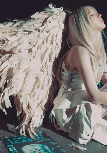 miss HYPER EGO coming soon but i’m still stuck at the CLUB #artms #icarus #loona #clubicarus