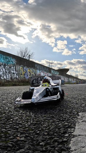 51K views · 1.5K reactions | Testing out the DRS (dangling rear something-or-other). #rccar #rccars #gopro #f1 #formula1 | Wheelie Yellow | Facebook