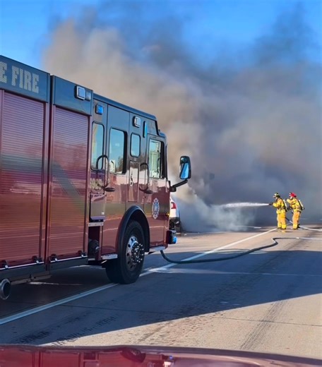 Vehicle fire this afternoon in White Bear Lake in the area of 35E/Hwy 96, White Bear Lake fire got some good video of them putting it out. 📸: White Bear Lake Fire | Limitless Media