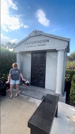 XXXtentacion grave at Boca Raton Florida cemetery #spooky #scary #creepy #hiphop #trending