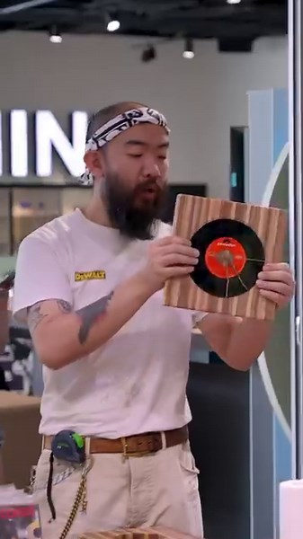 MINI SPRING FEST荃灣陳列室車展｜即日起至4月7日 開啟復活節限定驚喜 > bit.ly/3TTPKeQ MINI荃灣陳列室驚喜彩蛋🐣！全新電動MINI COOPER展期將延伸至復活節長假期，立即把握最後機會，親臨一睹真貌！ 線上預留配額 > bit.ly/3Pf0jFR 登記預覽> bit.ly/47JFPw3 除此之外，現更加推【全新電動MINI COOPER JCW STYLE】- METRO EDITION，於新「一換一」計劃下，早鳥優惠價僅售HK$287,928，今年第2季特快交付安排，成功購買更可獲贈總值超過$15,000，助你鎖定配額輕鬆出車，當中包括: - 首年保費^ (贈送保險折扣高達6,000）及 - MINI Lifestyle禮券(價值$5,000)及 - Sime Darby SD Charging EV電動車充電額(價值$5,000) 兼享【全新電動MINI COOPER】MINI SPRING FEST活動限定禮遇(總值$2,000)： • MINI x CASETIFY限定隨身電源 及 • MINI多用途斜挎包 及 • MINI布袋 及 