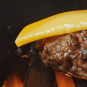 Delicious Burger, All natural ingredients. Come at Halo Hungry, Leave Happy! #miniburgers🍔 #deliciousfood EAT. DRINK. ENJOY | Halo Restaurant