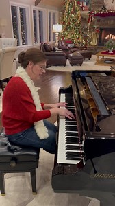 Enjoy a peaceful rendition of “Silver Bells” with Kim Collingsworth.🎄 | The Collingsworth Family