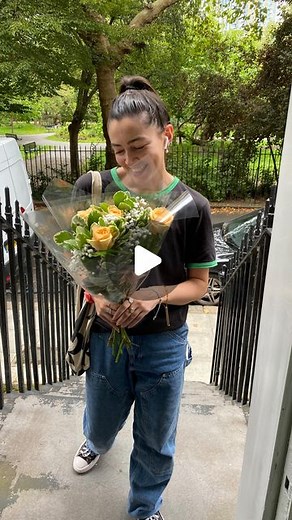 Erris 🫶🏼 on Instagram: "picnic days are the best 🧺❤️👀"