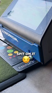 just spit on it 🤷‍♀️ #golf #golfergirl #golfbabe #golfgirls | Tash.golf