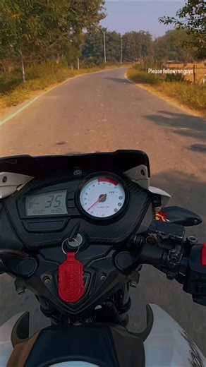 @_apache__rider__160cc on Instagram: "Like comment share please follow me guys 🙏🙏 bhai log #instagramreels #trendingreels #viralreels #reelsinstagram #explore"