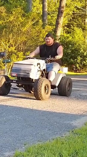 Streetbike Lawnmower Wheelie Fail. #deathwish #fail | BUSTED KNUCKLE FILMS
