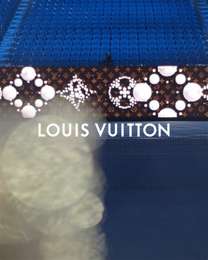 Victory Travels in Louis Vuitton. Continuing its esteemed partnership with the @australianopen for a second year, the House is proud to unveil two handcrafted trophy trunks, each housing the 2025 Women’s Daphne Akhurst Memorial Cup and Men’s Norman Brookes Challenge Cup. A true embodiment of the House's iconic codes, the Monogram trunks inside reflects the tournament’s signature colors. Discover the iconic creations at http://on.louisvuitton.com/6185xMcuX #AusOpen #AO2025 #LouisVuitton | Louis V