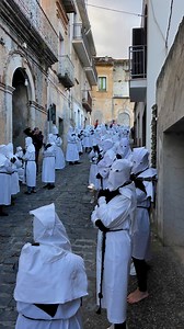 271K views · 5.5K reactions | La Semana santa en Calabria.... #calabria #italy #italia #pasqua2024 | ConociendoItalia.com | Facebook
