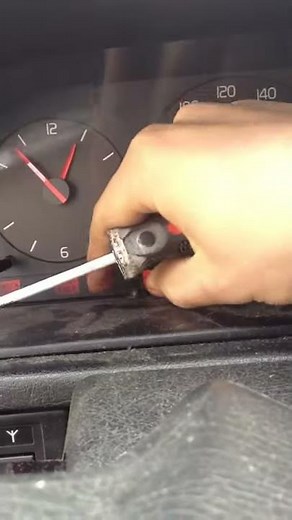 How to reset service engine light on 1993 Volvo 940 by: Kevin D