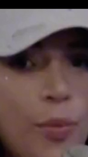 #videoviral #apollame☺🥺 #Billones_💸Lyrics #sigueme_y_te_sigo #fyp