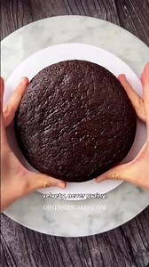 The BEST Chocolate Buttercream#chocolatebutercream #chocolatefrosting #chocolatecake #dutchchocolate