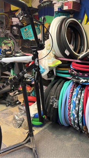 26” Haro Downtown with all the Steeze! @cultcrewtok grips, @MERRITTBMX pedals, @odysseybmx @brocraiford seat and Maxxxis DTH Tires #bmx #harobmx #harobikes #custombmx #bmxshop